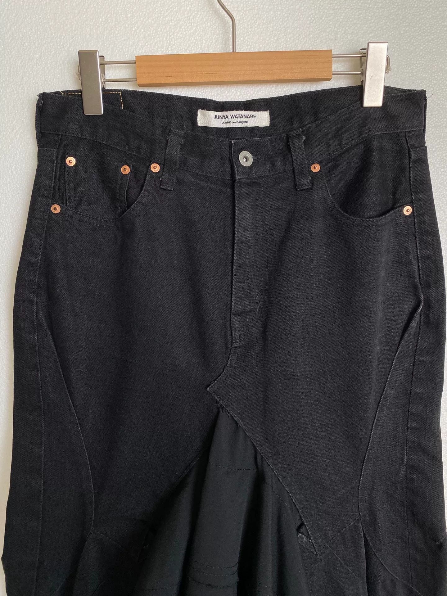 Junya Watanabe junya watanabe vintage black denim skirt Size 28" / US 6 / IT 42 - 3 Thumbnail