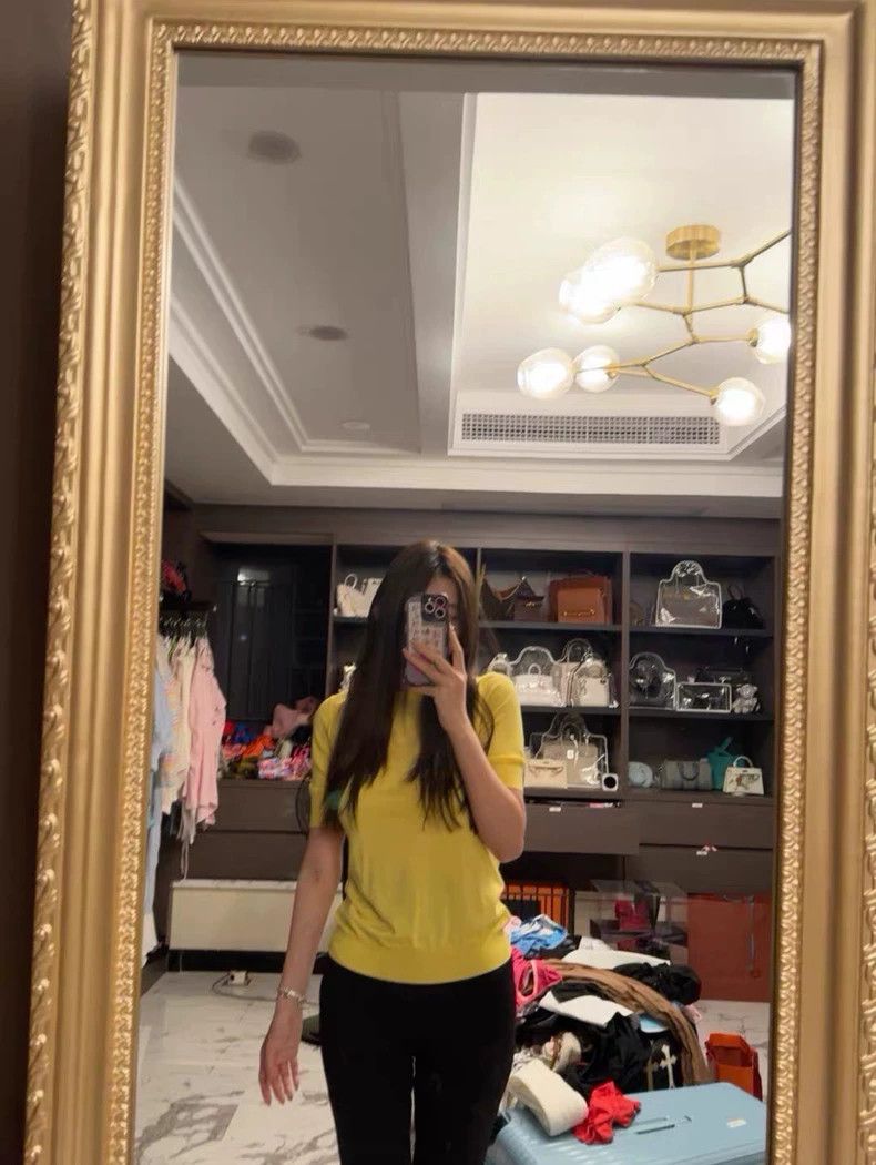 Loro Piana Loro Piana Yellow Knit Short Sleeve Top Size M / US 6-8 / IT 42-44 - 7 Thumbnail