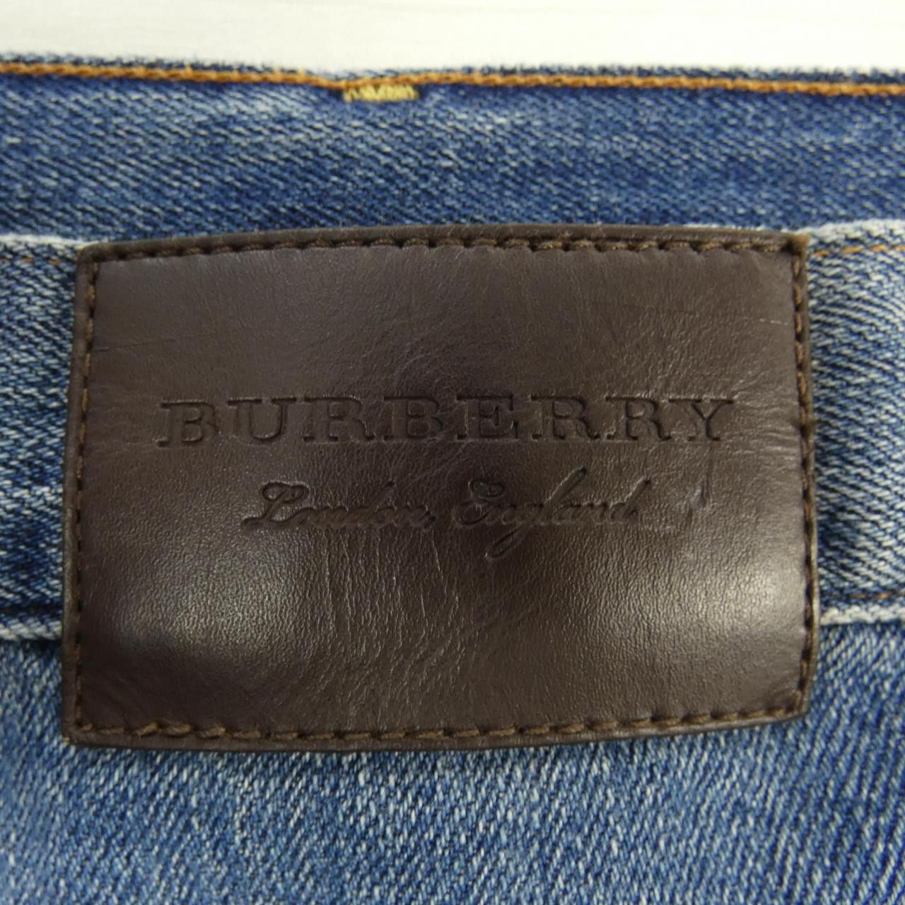 Burberry Burberry Burberry Jeans Denim Jeans DUTY FREE for USA Size ONE SIZE - 6 Thumbnail