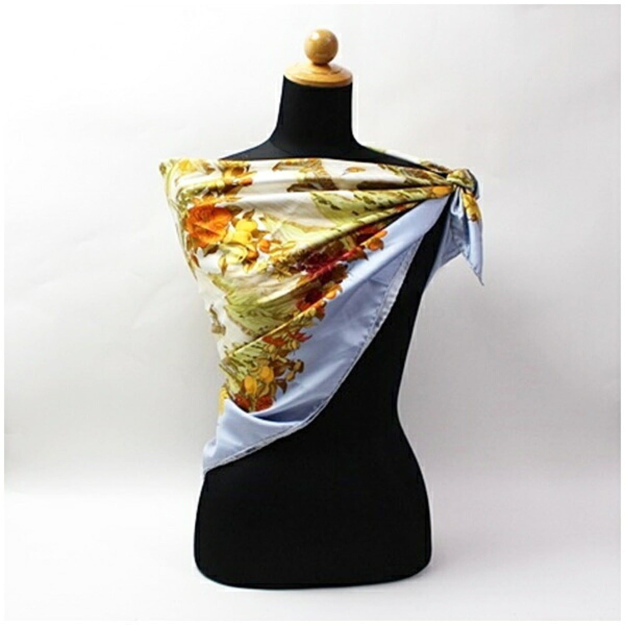 Hermes Hermes Scarf/Muffler Carré 90 "Au Pays de Cocagne" (In Paradise) for Women Size ONE SIZE - 3 Thumbnail