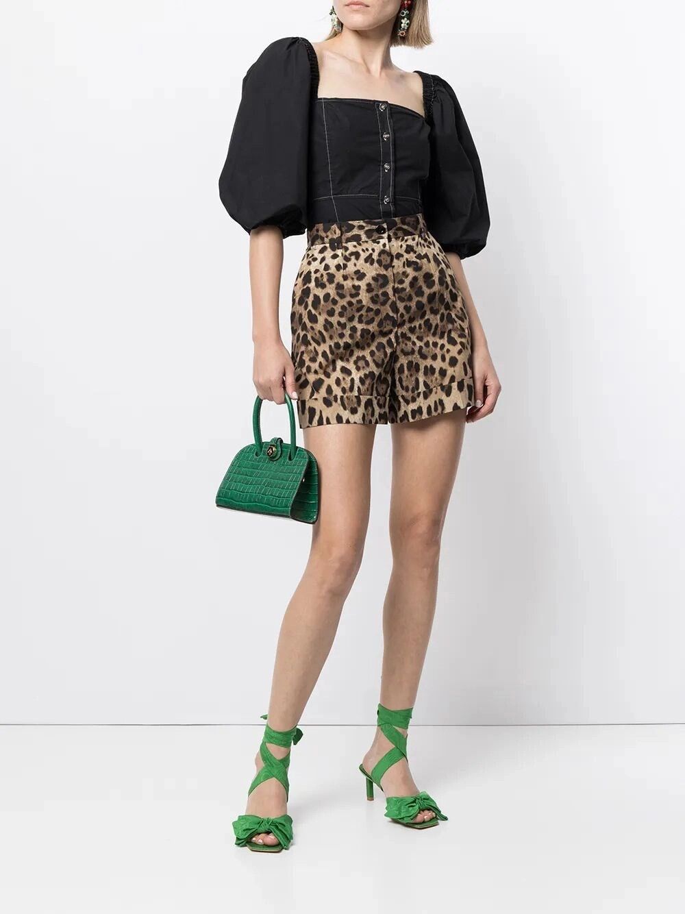 Dolce & Gabbana Shorts Size 28" / US 6 / IT 42 - 2 Thumbnail