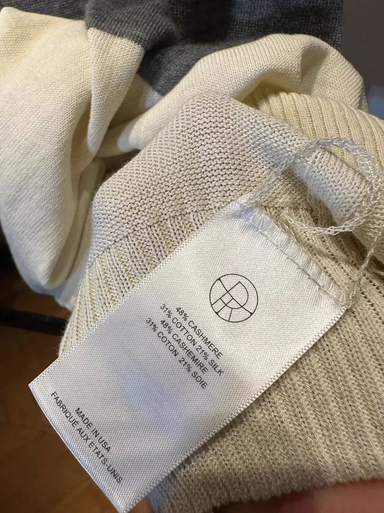 The Row Gray V-Neck Sweater M