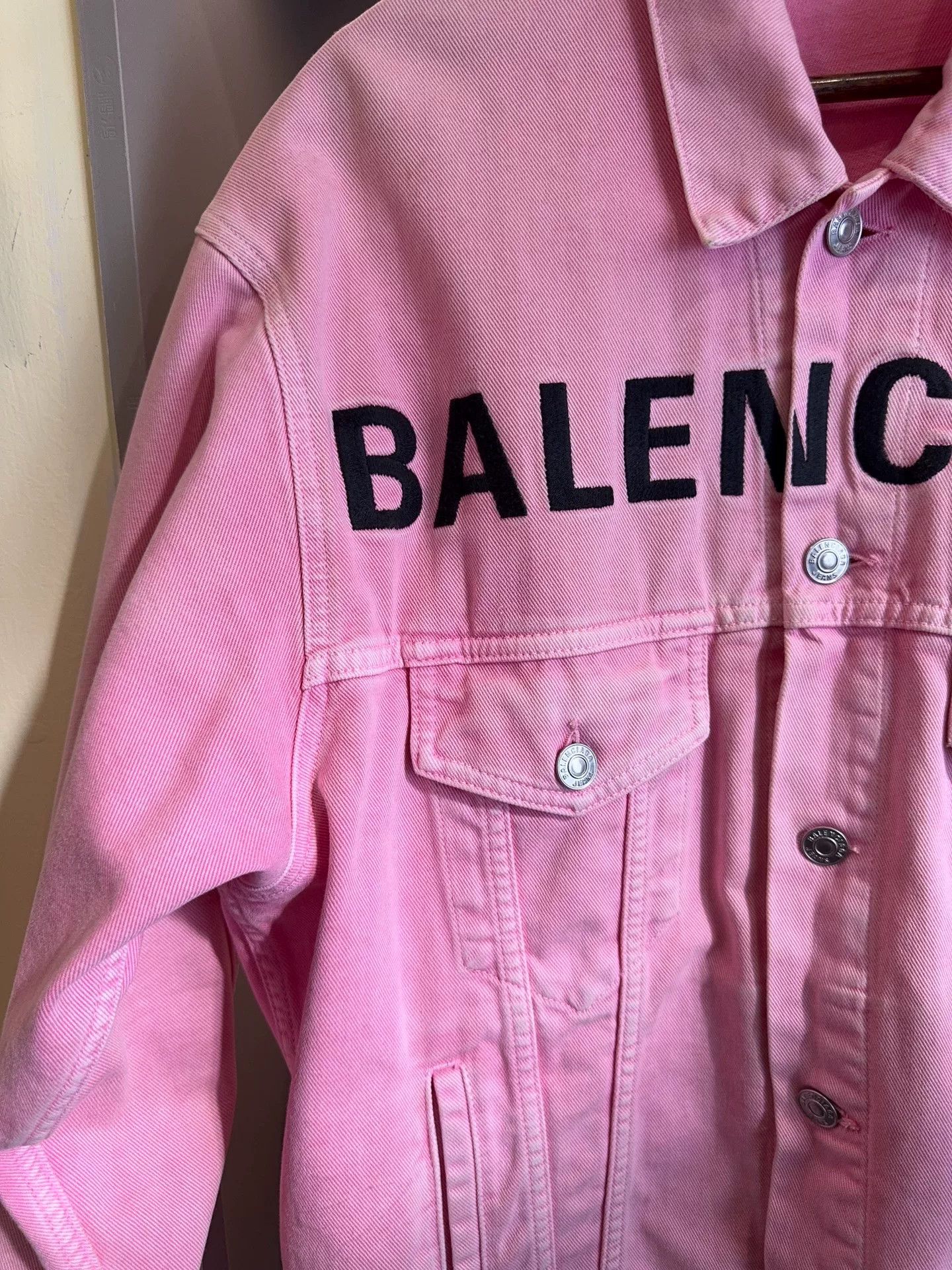 Balenciaga Balenciaga Pink Embroidered Jacket Size US S / EU 44-46 / 1 - 7 Thumbnail