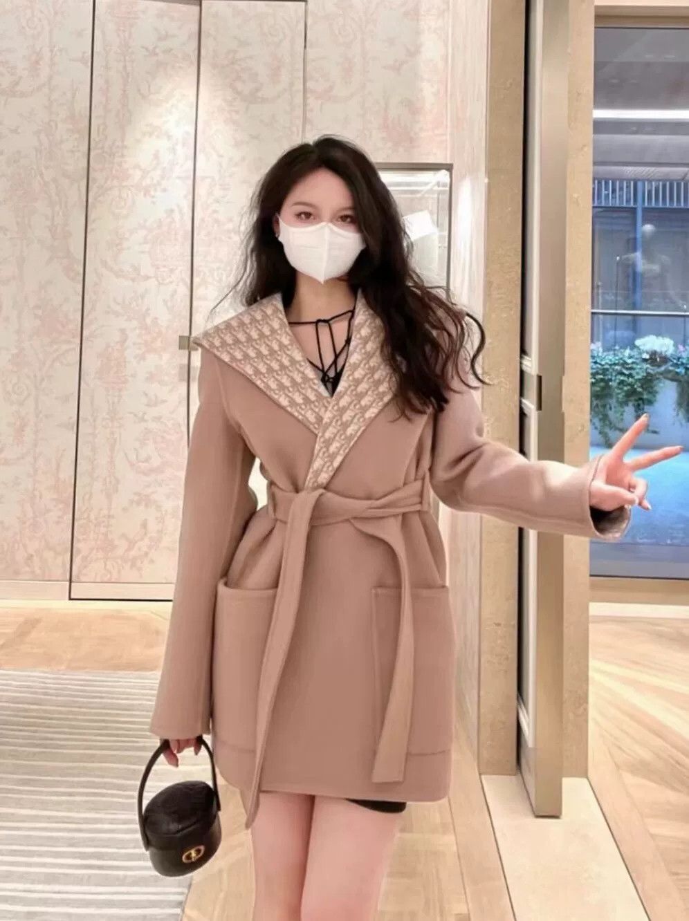 Dior dior long coat with hood and belt Size US L / EU 52-54 / 3 - 4 Thumbnail