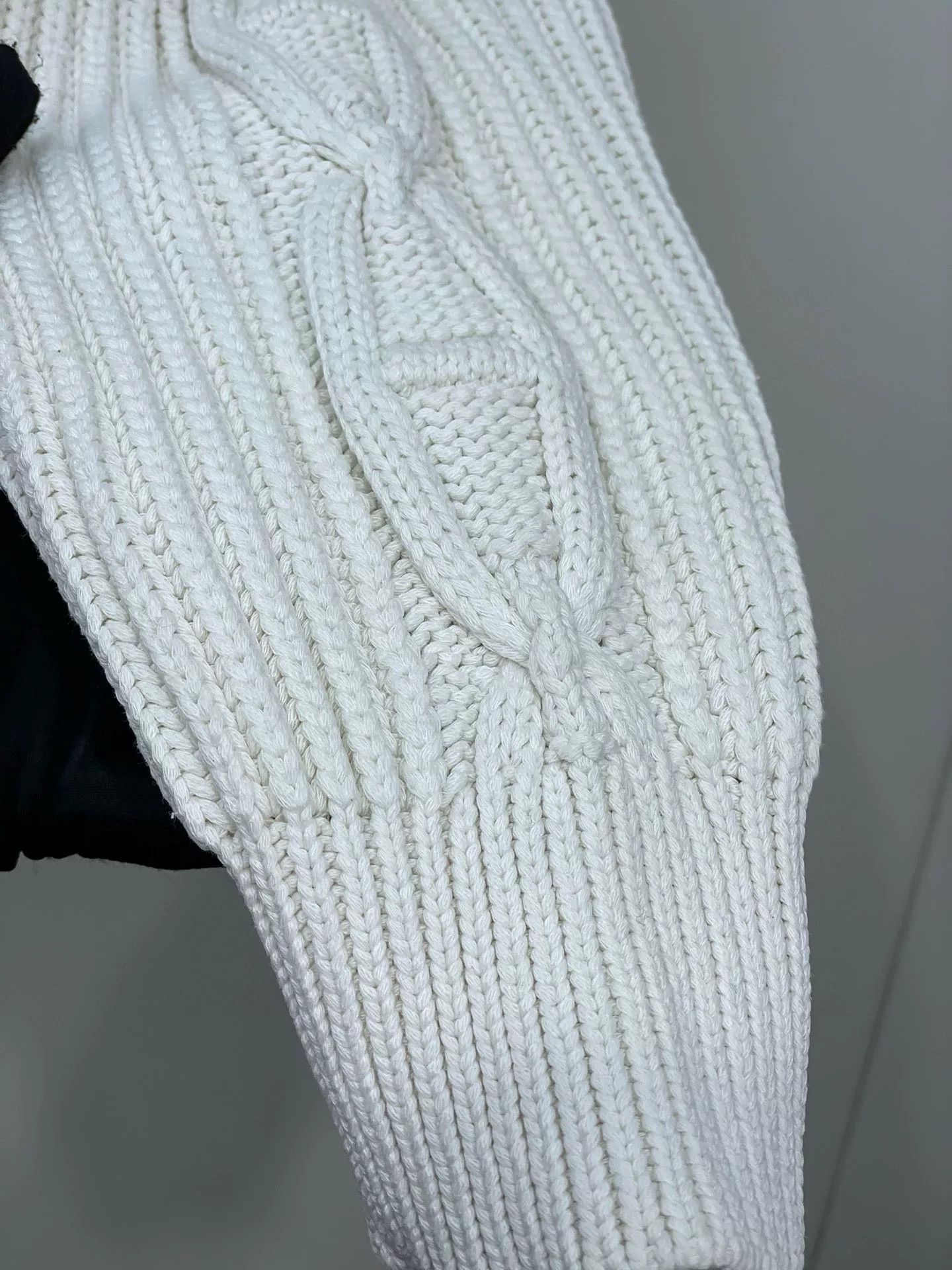 Hermes Hermes Knitted Sweater with Pig Nose Design Size US S / EU 44-46 / 1 - 4 Thumbnail