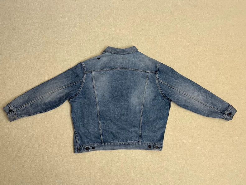 Balenciaga Balenciaga Denim Button Collar Jacket Size US XL / EU 56 / 4 - 2 Thumbnail