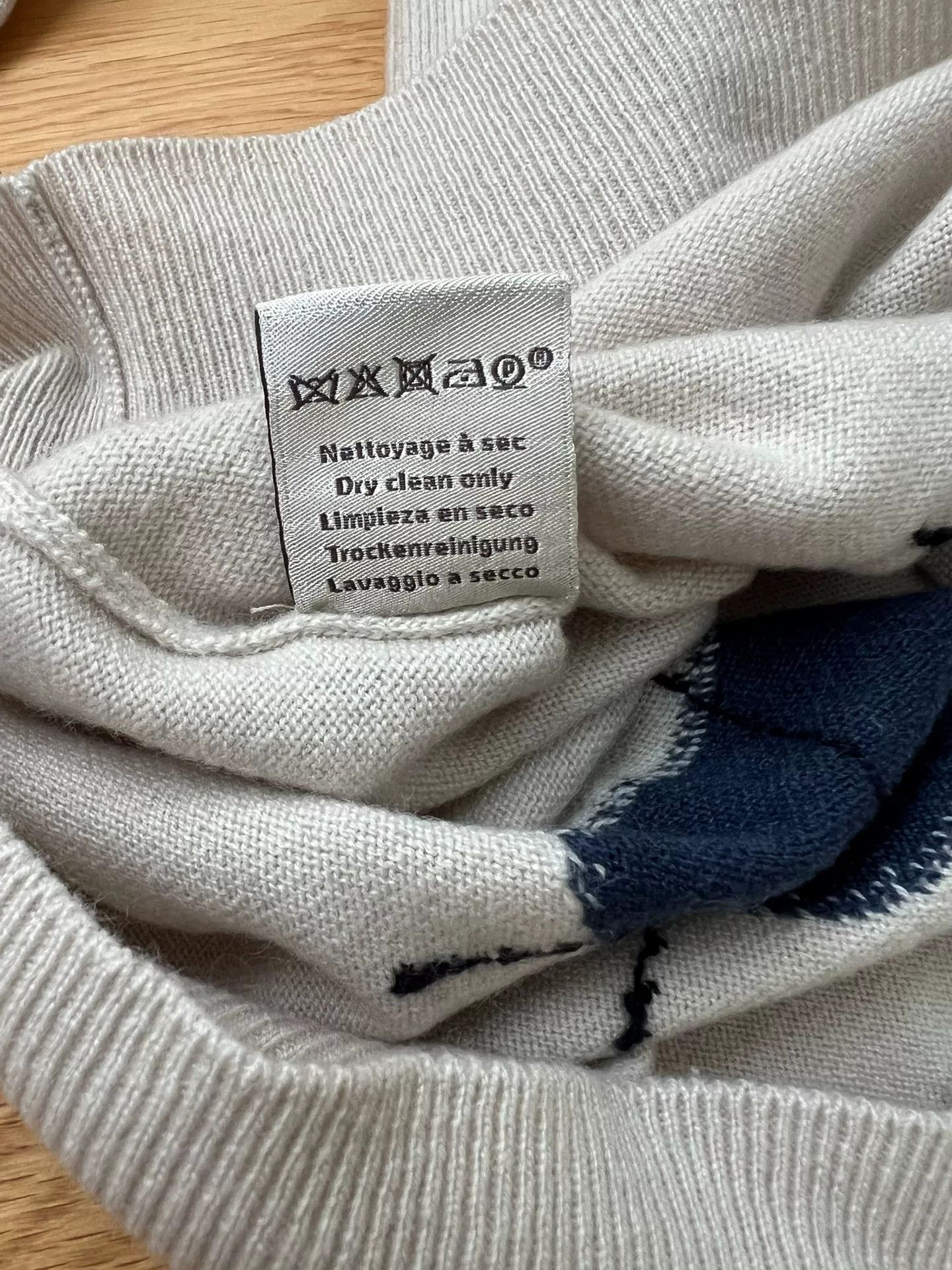 Hermes Hermes Cashmere Sweater Poker Series Size US S / EU 44-46 / 1 - 6 Thumbnail