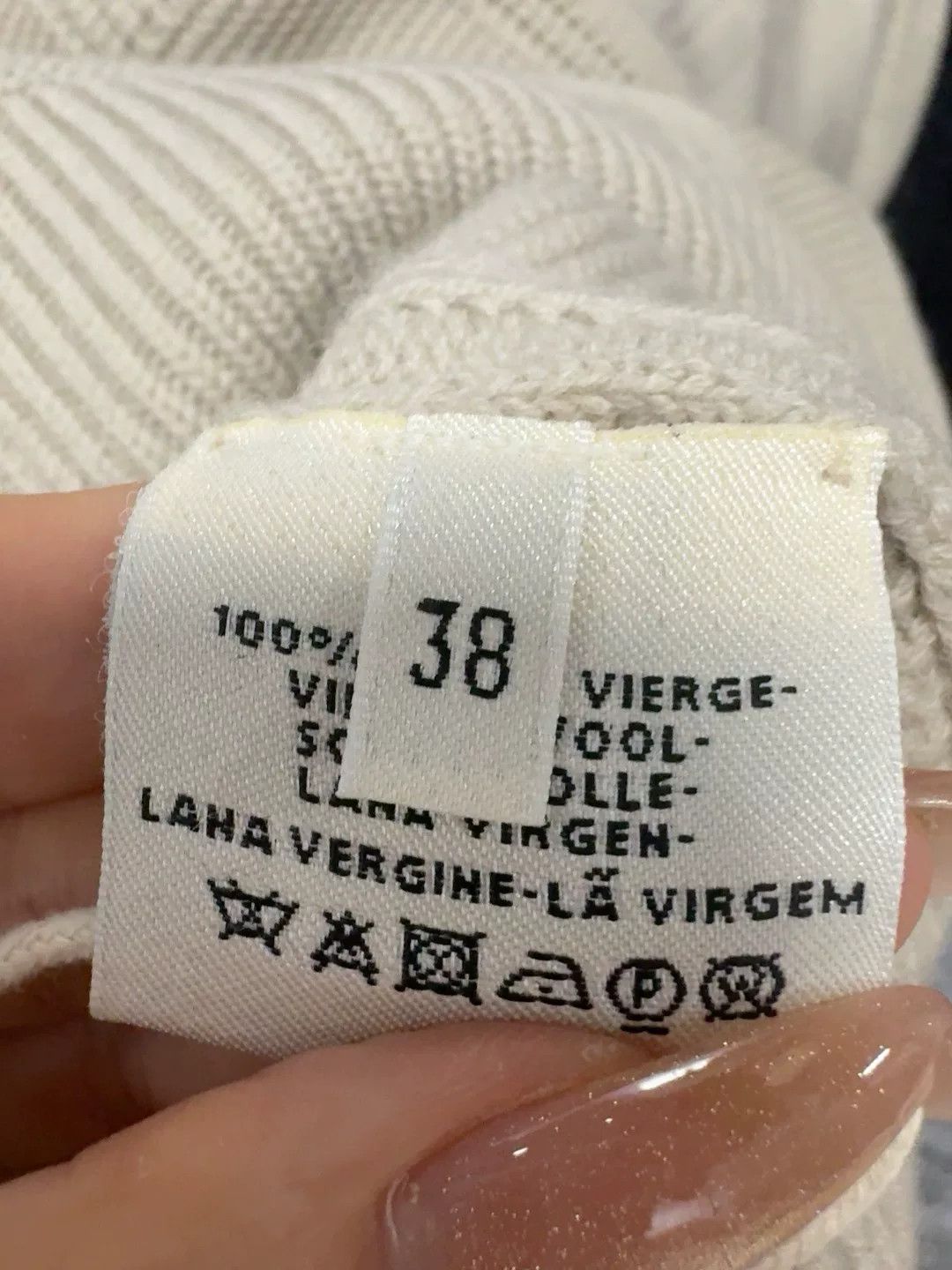 Hermes Hermes Beige Knit Sweater Size US S / EU 44-46 / 1 - 3 Thumbnail