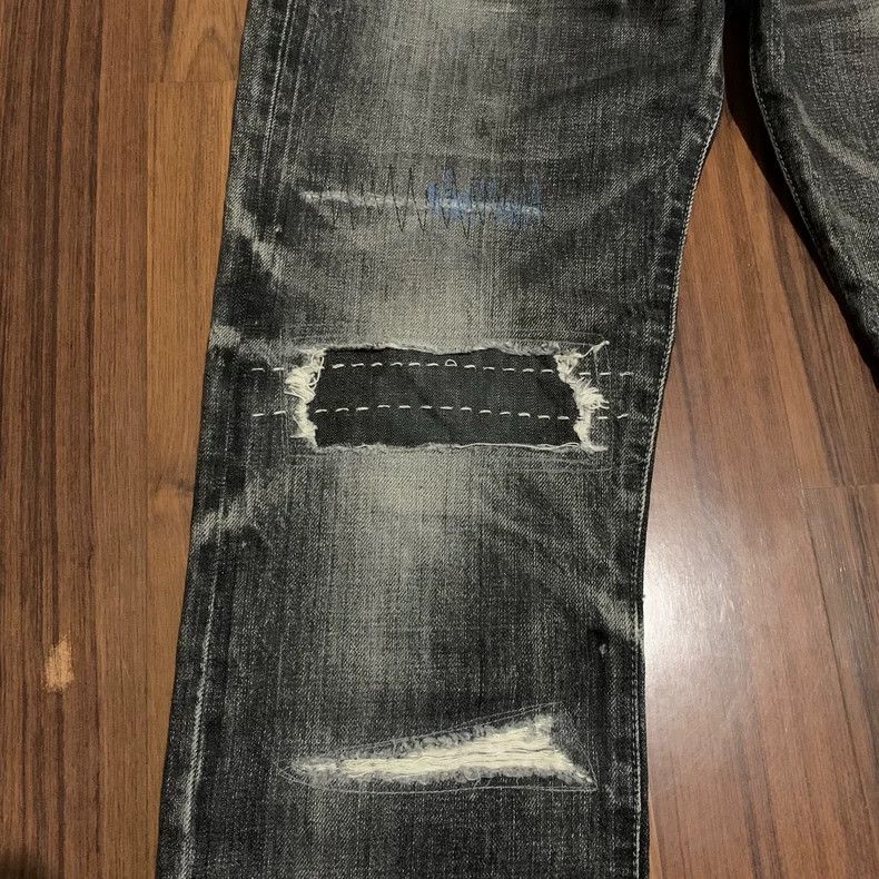 Neighborhood NEIGHBORHOOD 19AW Distressed Denim Jeans Size US 26 / EU 42 - 3 Thumbnail