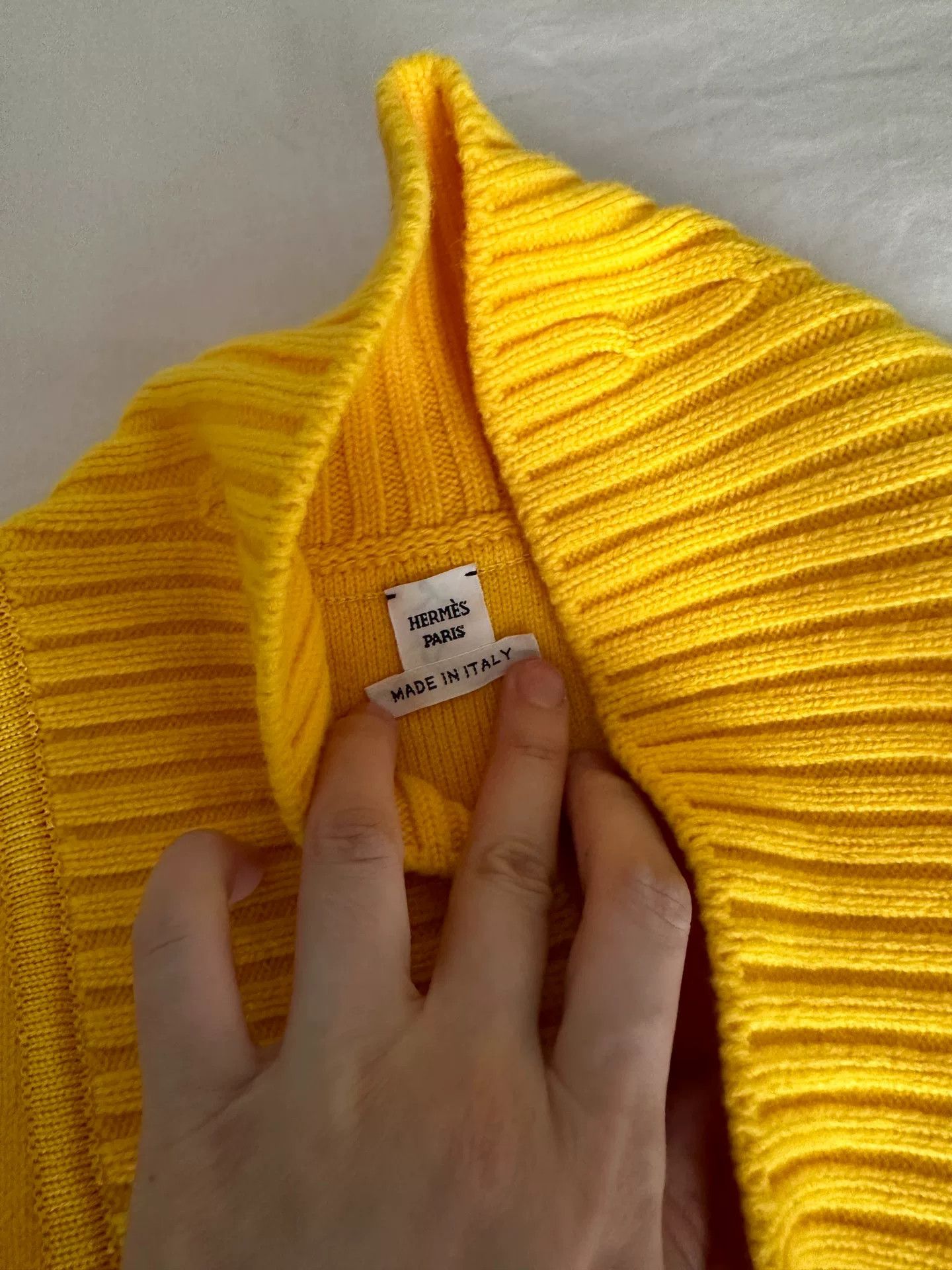 Hermes Hermes Yellow Knit Pullover Sweater Size US M / EU 48-50 / 2 - 3 Thumbnail