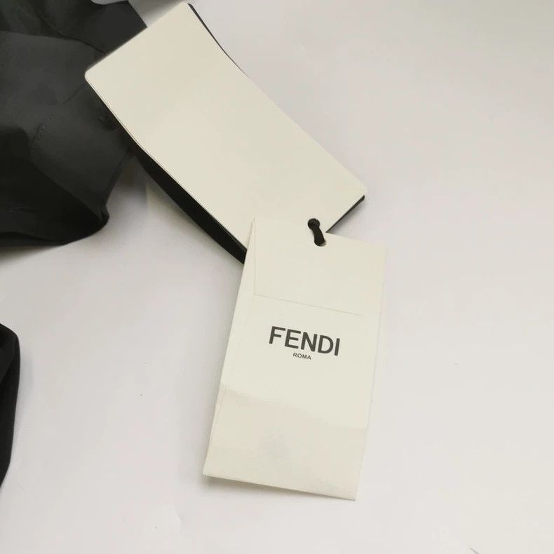 Fendi Fendi Solid Cotton Collared Shirt Size US S / EU 44-46 / 1 - 5 Thumbnail