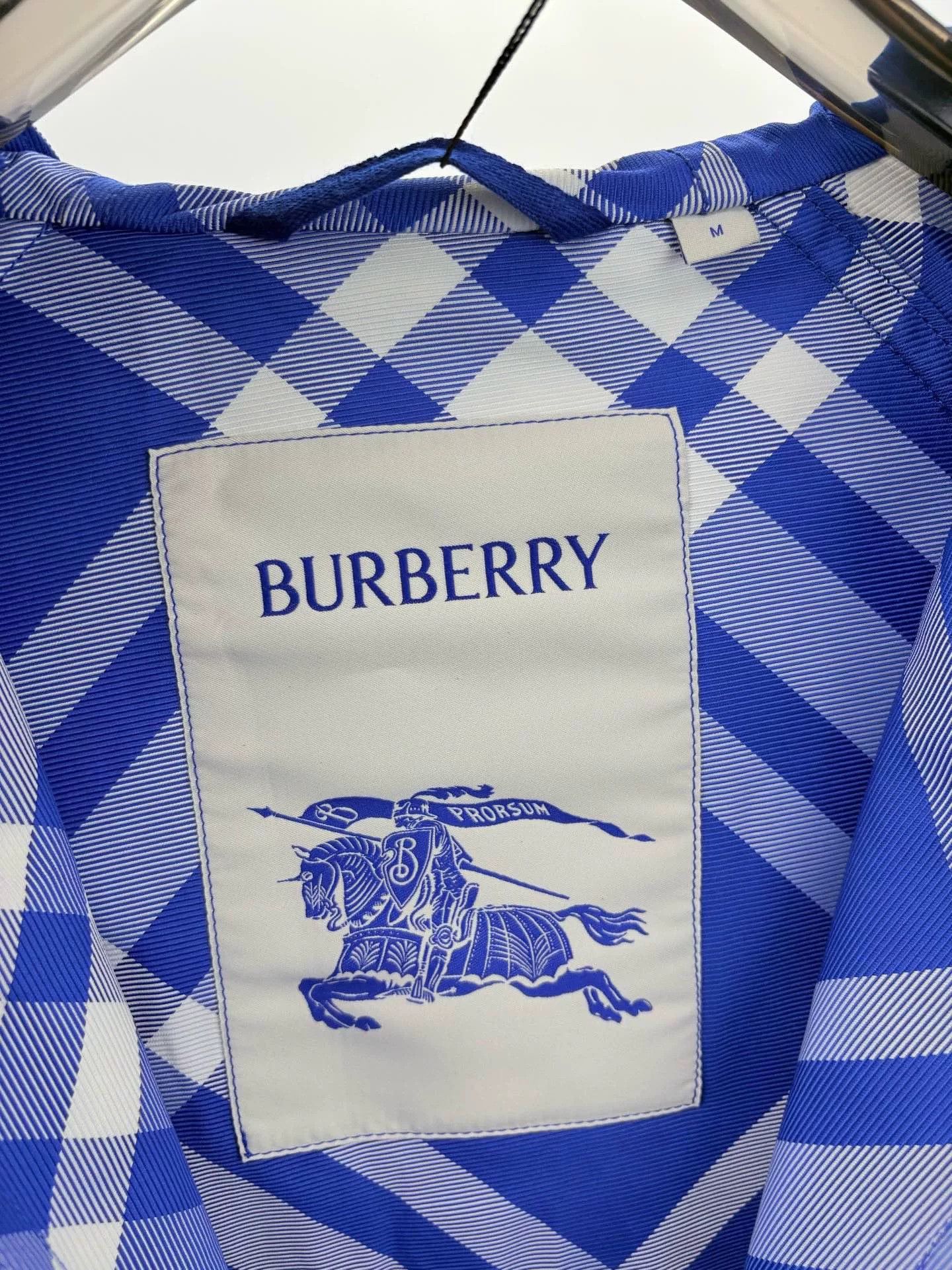 Burberry Burberry Checked Hooded Jacket Size US M / EU 48-50 / 2 - 3 Thumbnail