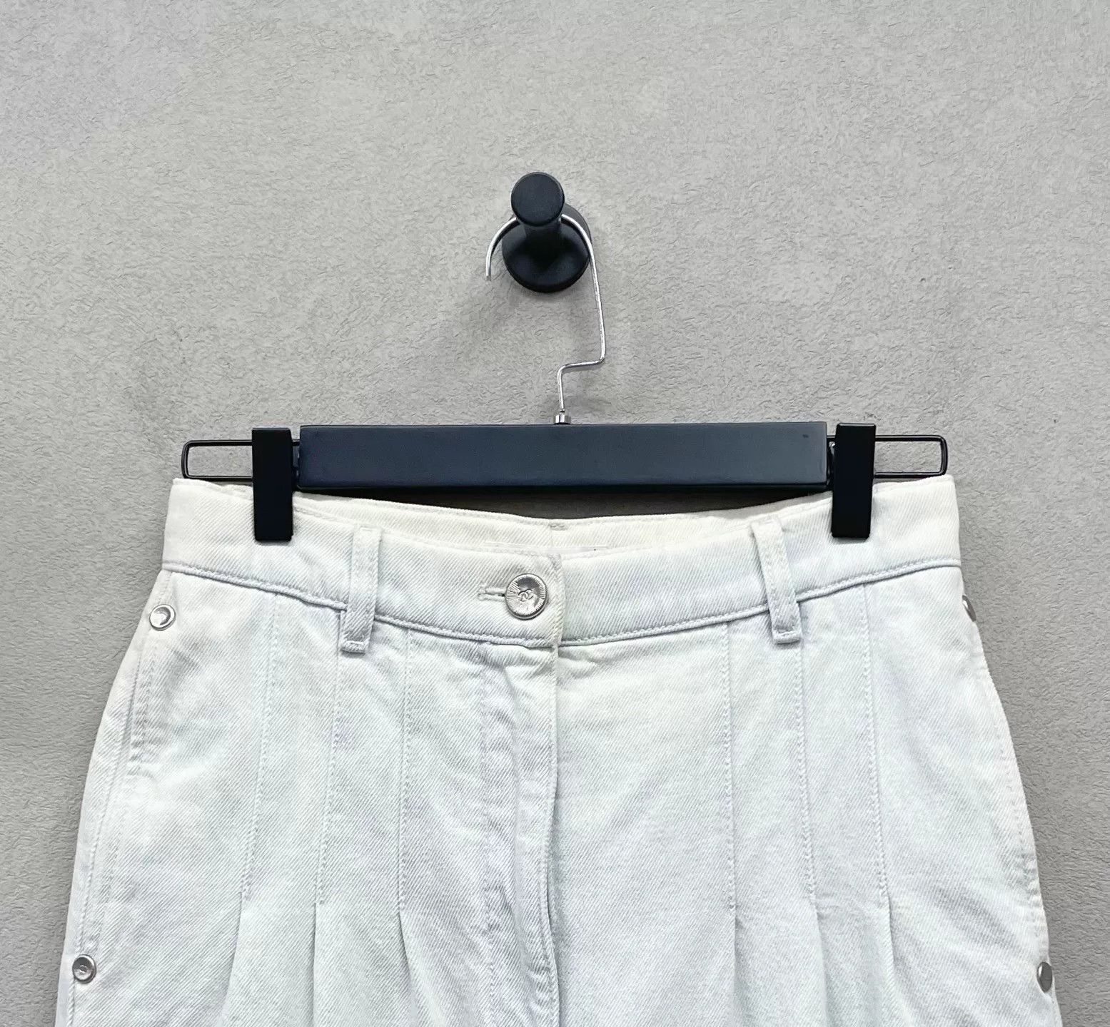Chanel Chanel White Straight-Leg Denim Jeans Size US 36 / EU 52 - 4 Thumbnail