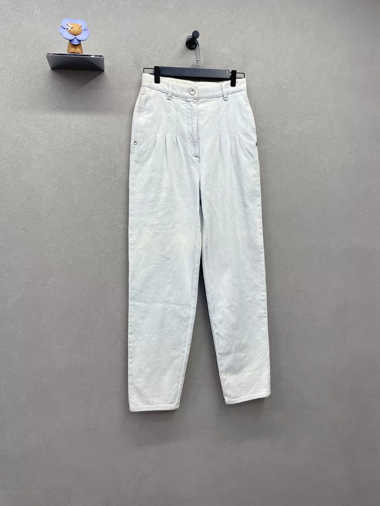Chanel Chanel White Straight-Leg Denim Jeans Size US 36 / EU 52 - 3 Thumbnail