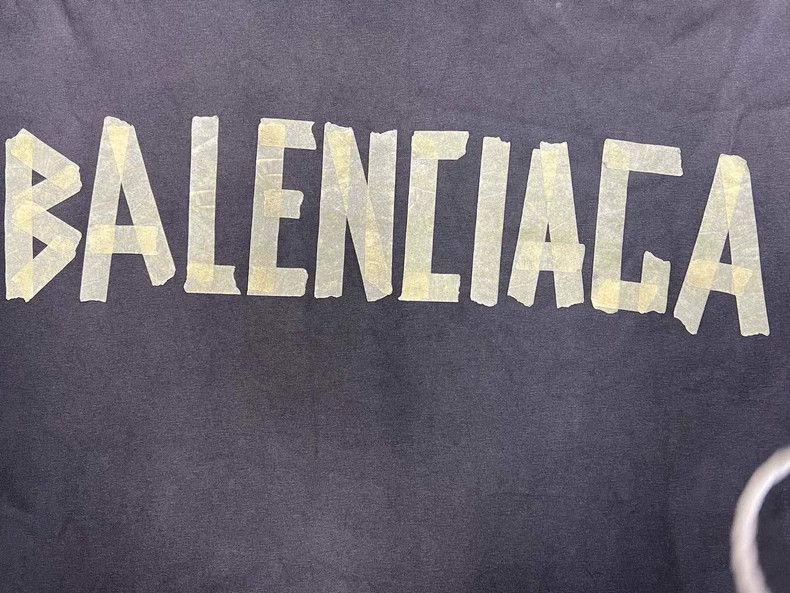 Balenciaga Balenciaga Tape Short Sleeve T-Shirt Size US M / EU 48-50 / 2 - 3 Thumbnail