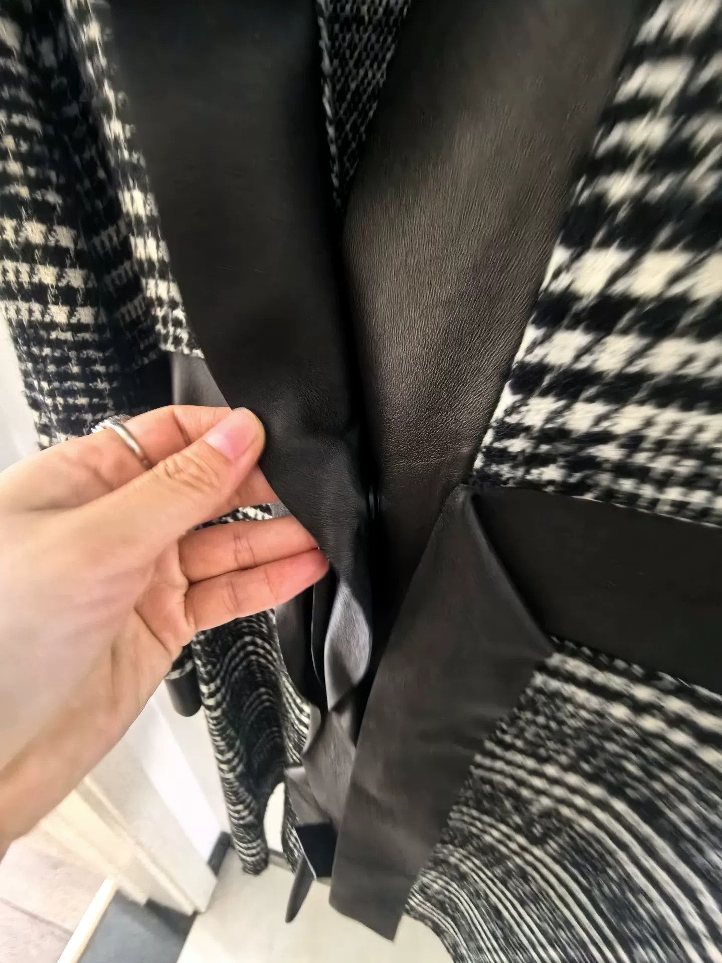 Valentino VALENTINO Houndstooth Wool Blend Coat Size US L / EU 52-54 / 3 - 5 Thumbnail