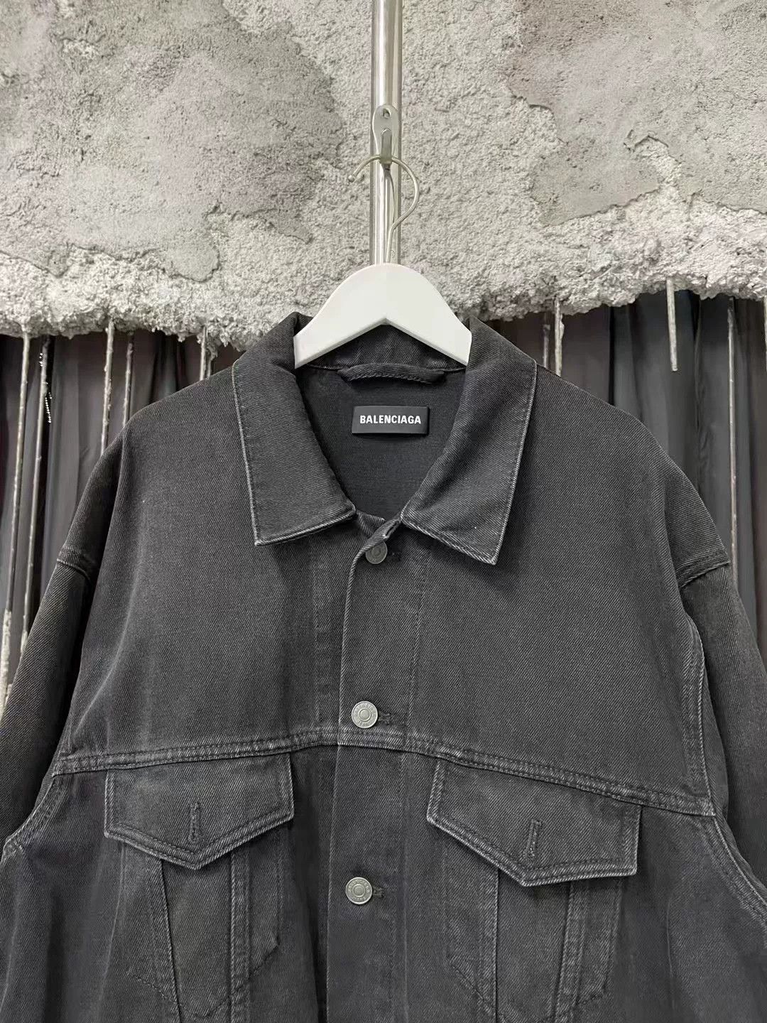 Balenciaga Balenciaga Logo Denim Jacket Size US S / EU 44-46 / 1 - 3 Thumbnail