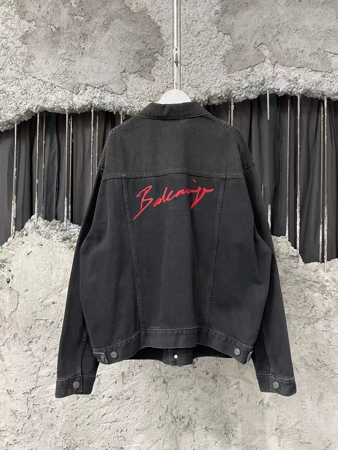 Balenciaga Balenciaga Logo Denim Jacket Size US S / EU 44-46 / 1 - 2 Thumbnail