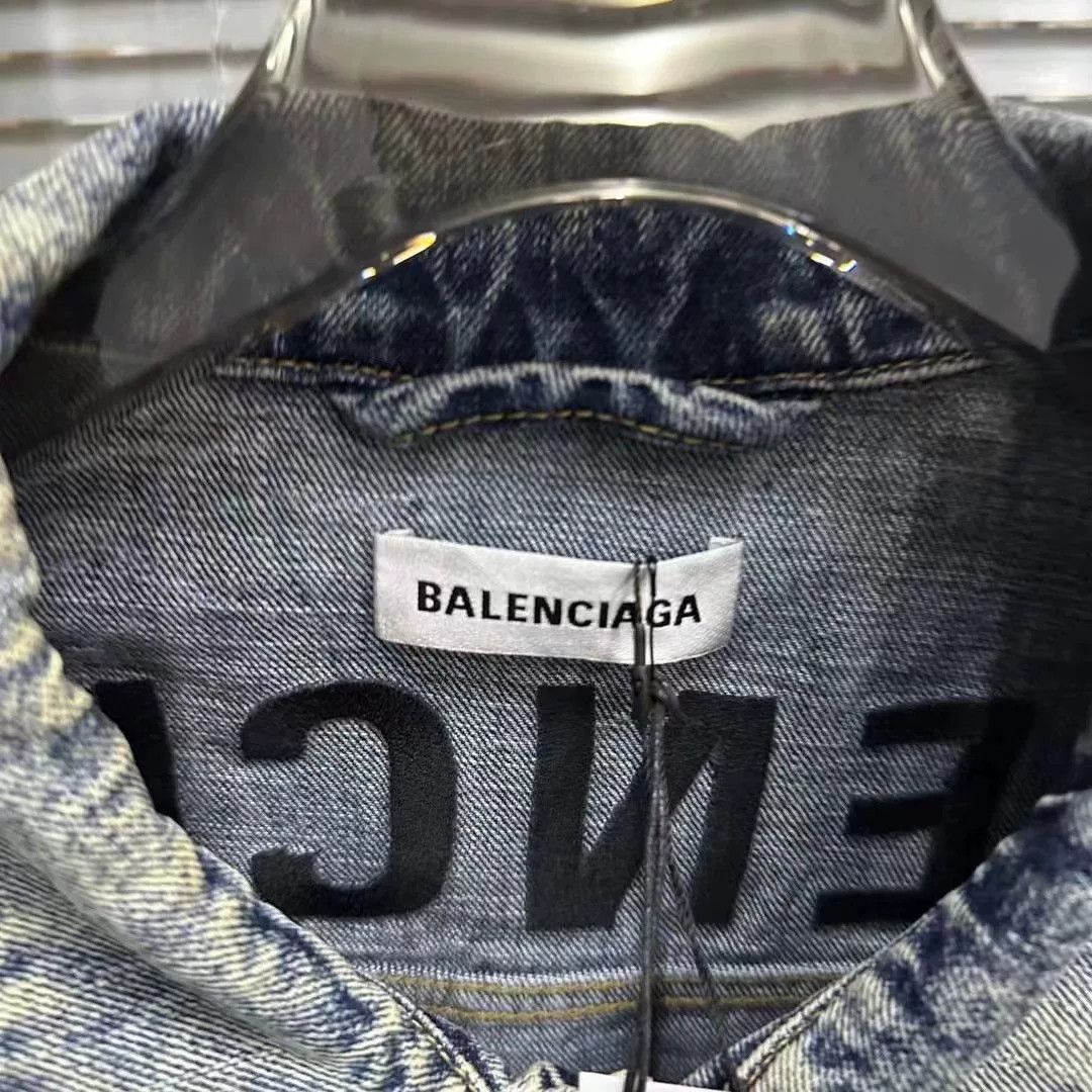 Balenciaga Balenciaga Denim Jacket with Embroidered Logo Size US XS / EU 42 / 0 - 2 Thumbnail