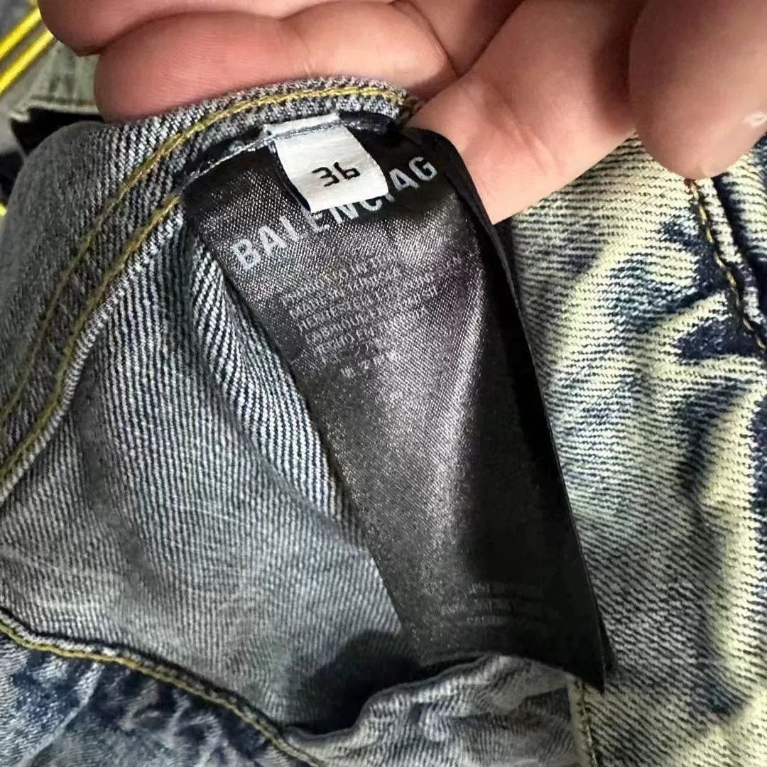 Balenciaga Balenciaga Denim Jacket with Embroidered Logo Size US XS / EU 42 / 0 - 5 Thumbnail