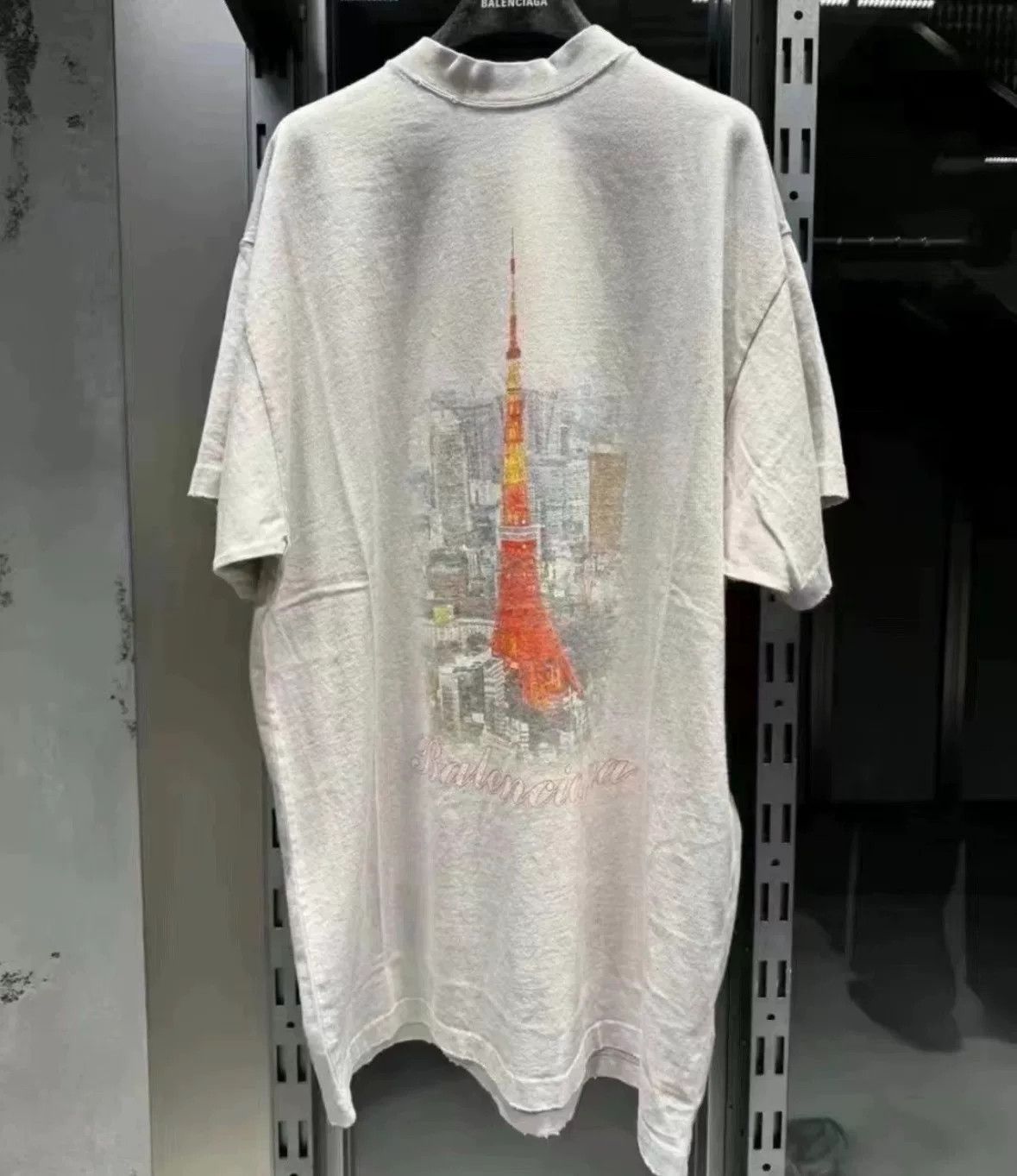 Balenciaga Balenciaga Ginza Tokyo Tower Tee Size US S / EU 44-46 / 1 - 4 Thumbnail