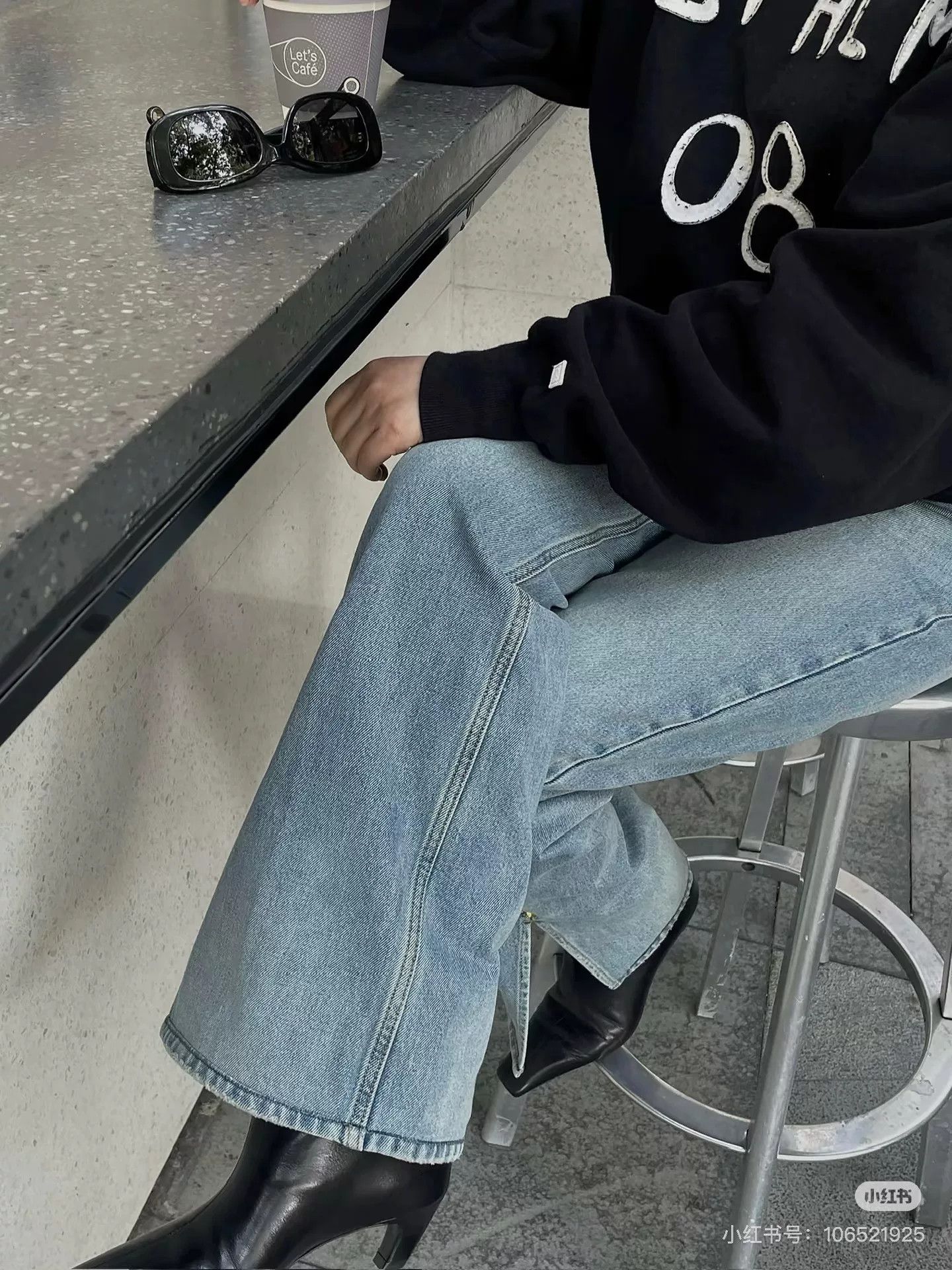 Acne Studios acne studios graphic sweatshirt in black Size US XXS / EU 40 - 4 Thumbnail
