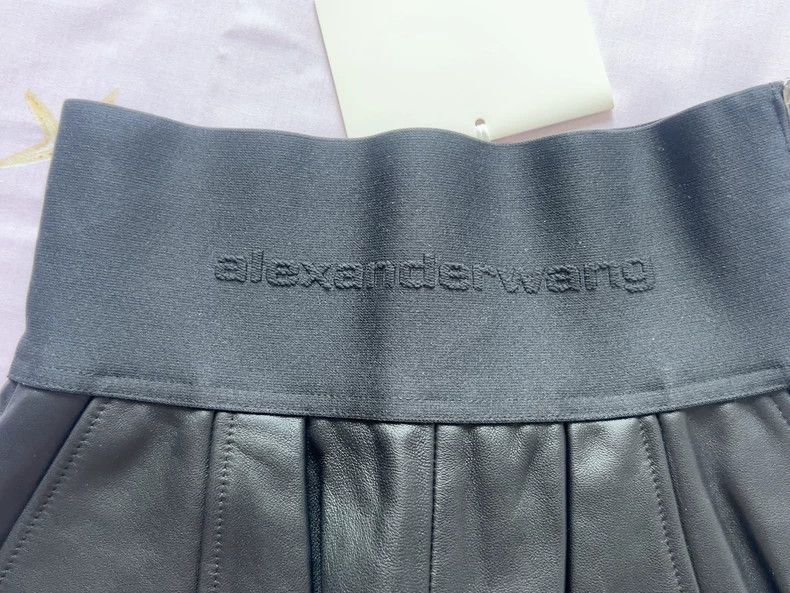 Alexander Wang Alexander Wang Leather High-Waist Shorts Size US 26 / EU 42 - 7 Thumbnail