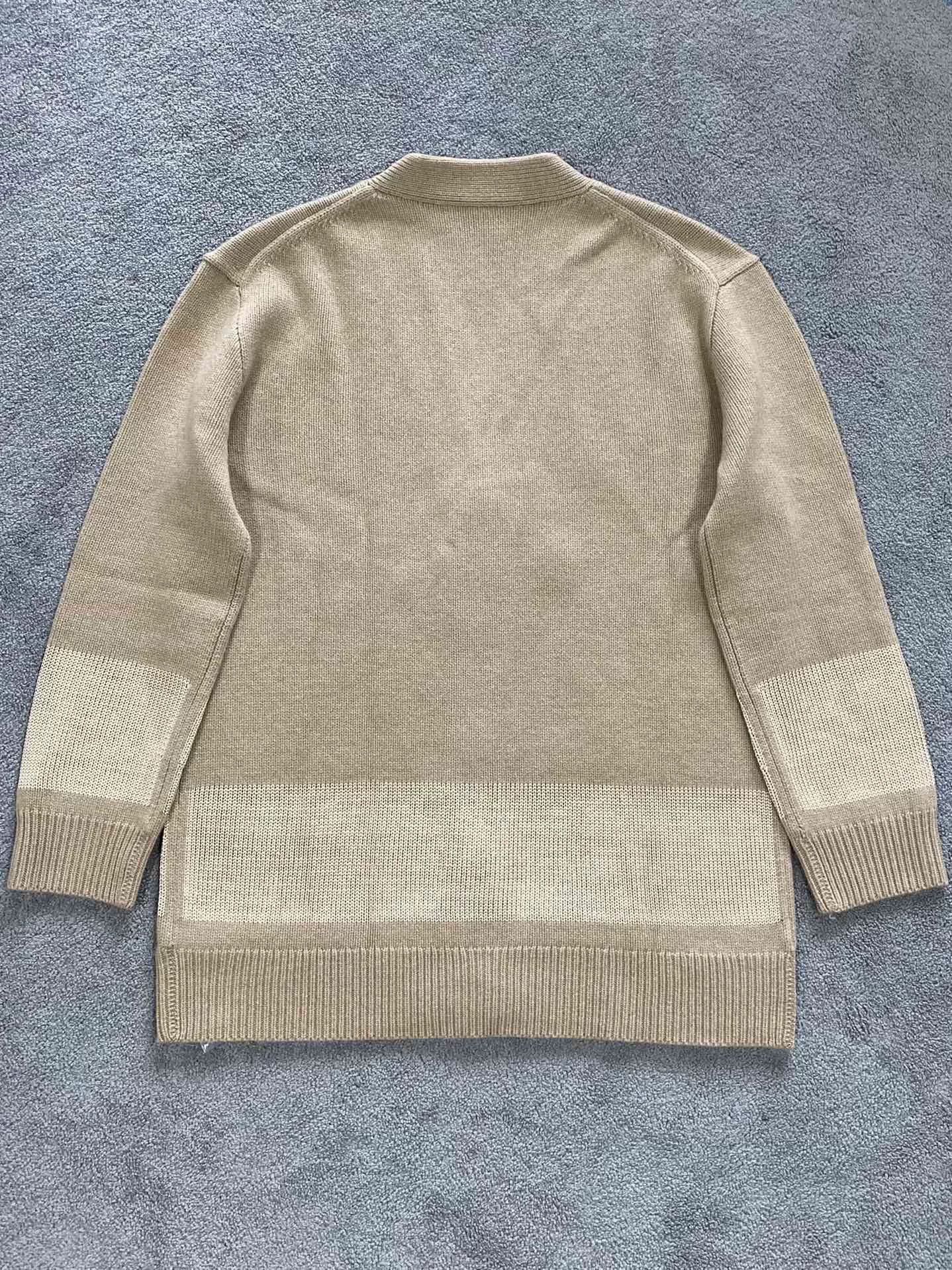 Burberry BURBERRY TB Logo Cashmere Blend Cardigan Size US M / EU 48-50 / 2 - 4 Thumbnail