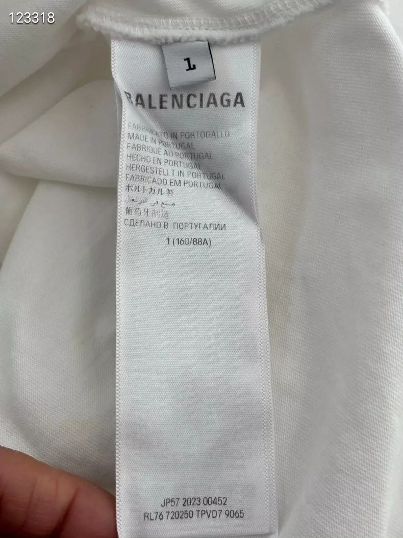 Balenciaga Balenciaga 3B Logo Embroidered Long Sleeve T-shirt Size US L / EU 52-54 / 3 - 4 Thumbnail