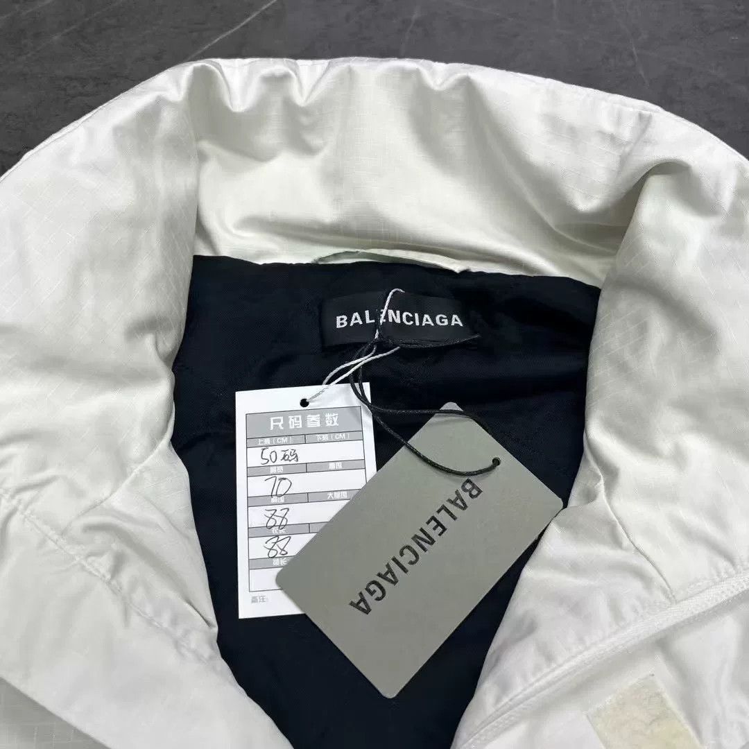Balenciaga Balenciaga White Embroidered Logo Jacket Size US L / EU 52-54 / 3 - 8 Thumbnail