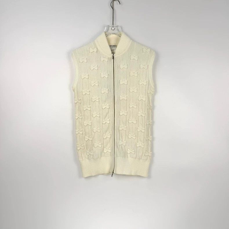 Chanel Chanel White Bow Zip Vest Size US S / EU 44-46 / 1 - 3 Thumbnail
