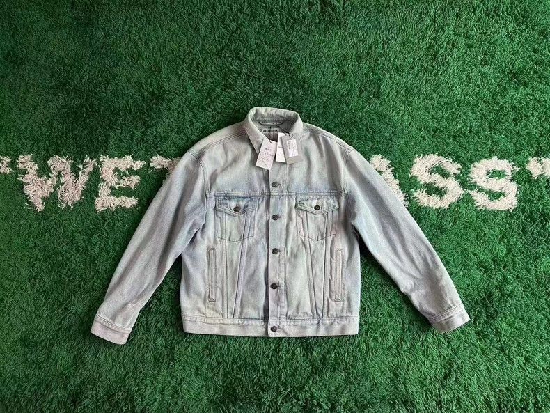 Balenciaga Balenciaga French Embroidered Logo Denim Jacket Size US S / EU 44-46 / 1 - 2 Thumbnail