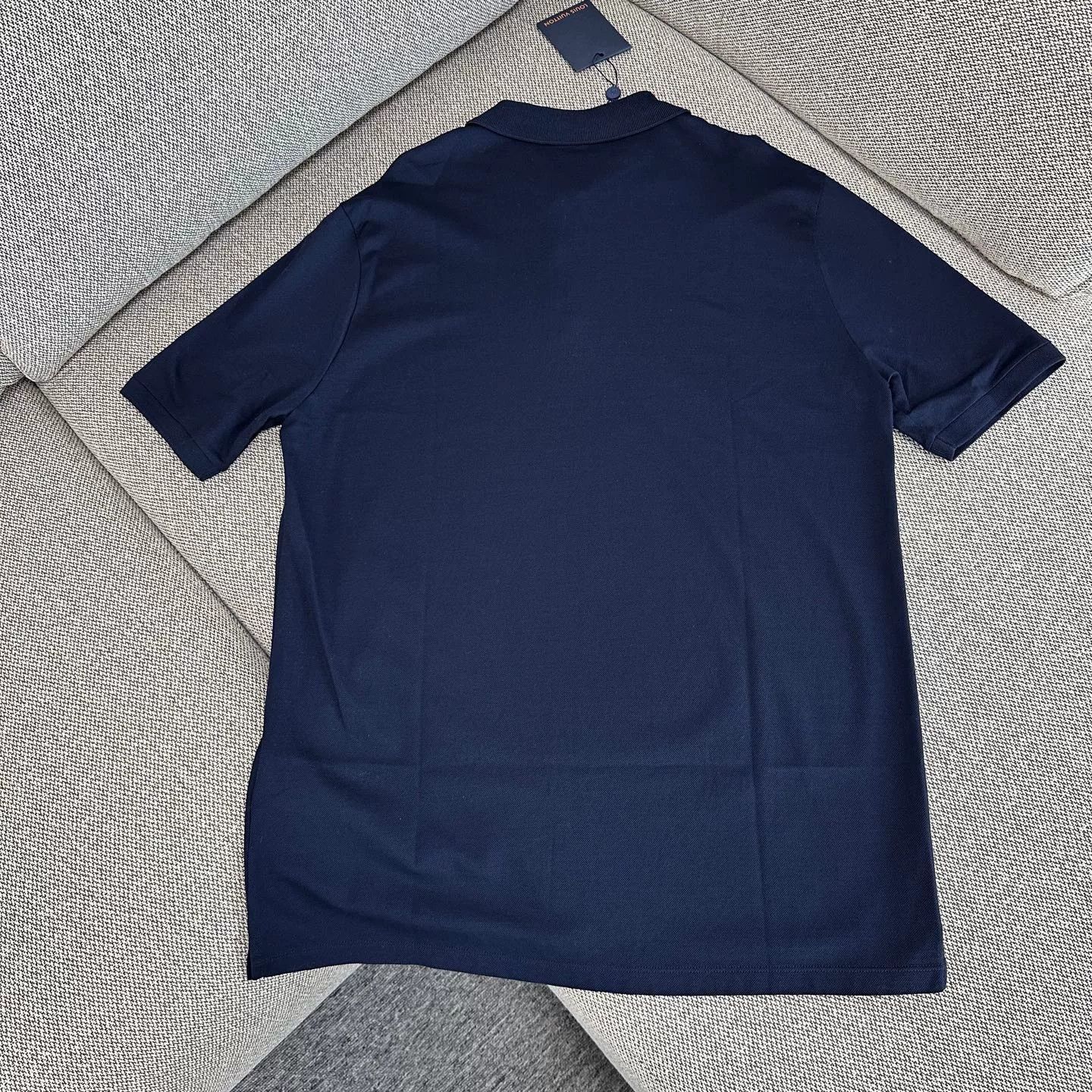 Louis Vuitton Louis Vuitton Men's Solid Polo Shirt Size US XXL / EU 58 / 5 - 2 Thumbnail