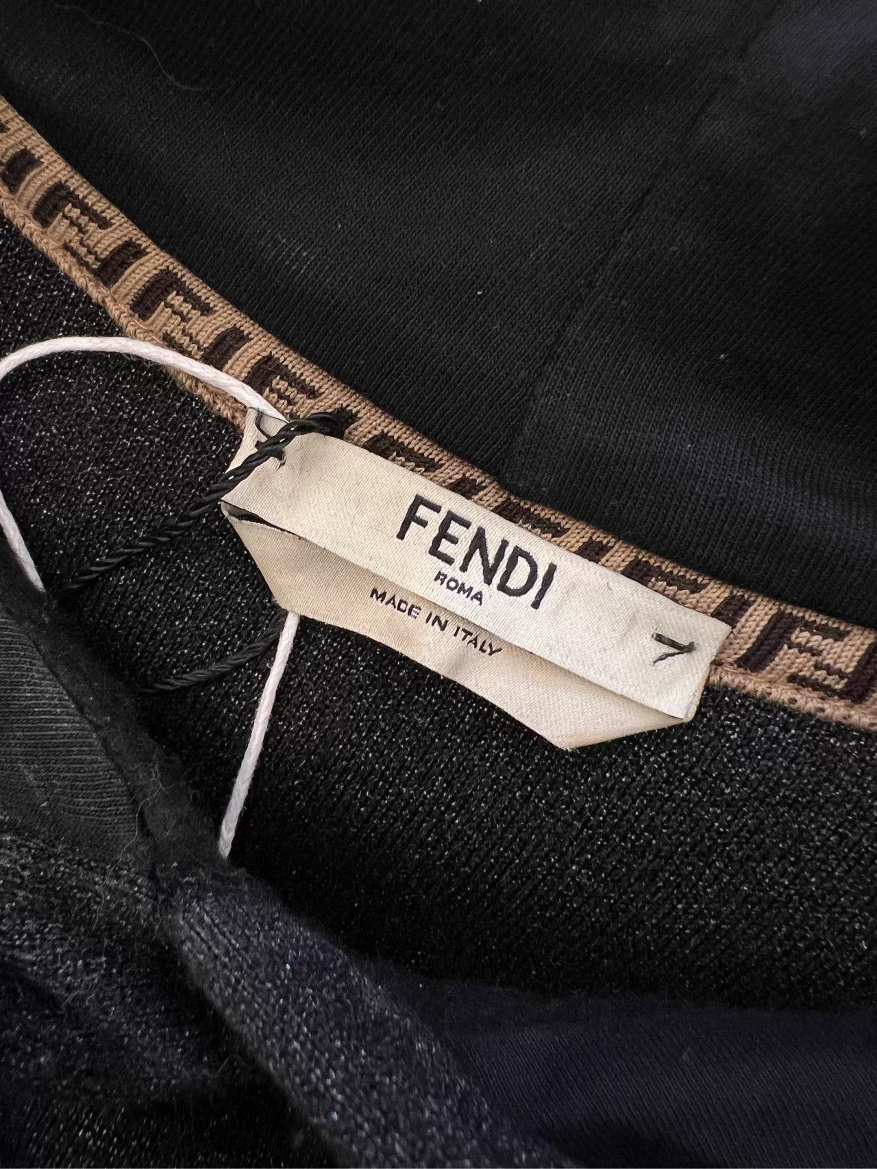 Fendi Fendi Women's Black Logo Hoodie XXS Size US XXS / EU 40 - 5 Thumbnail