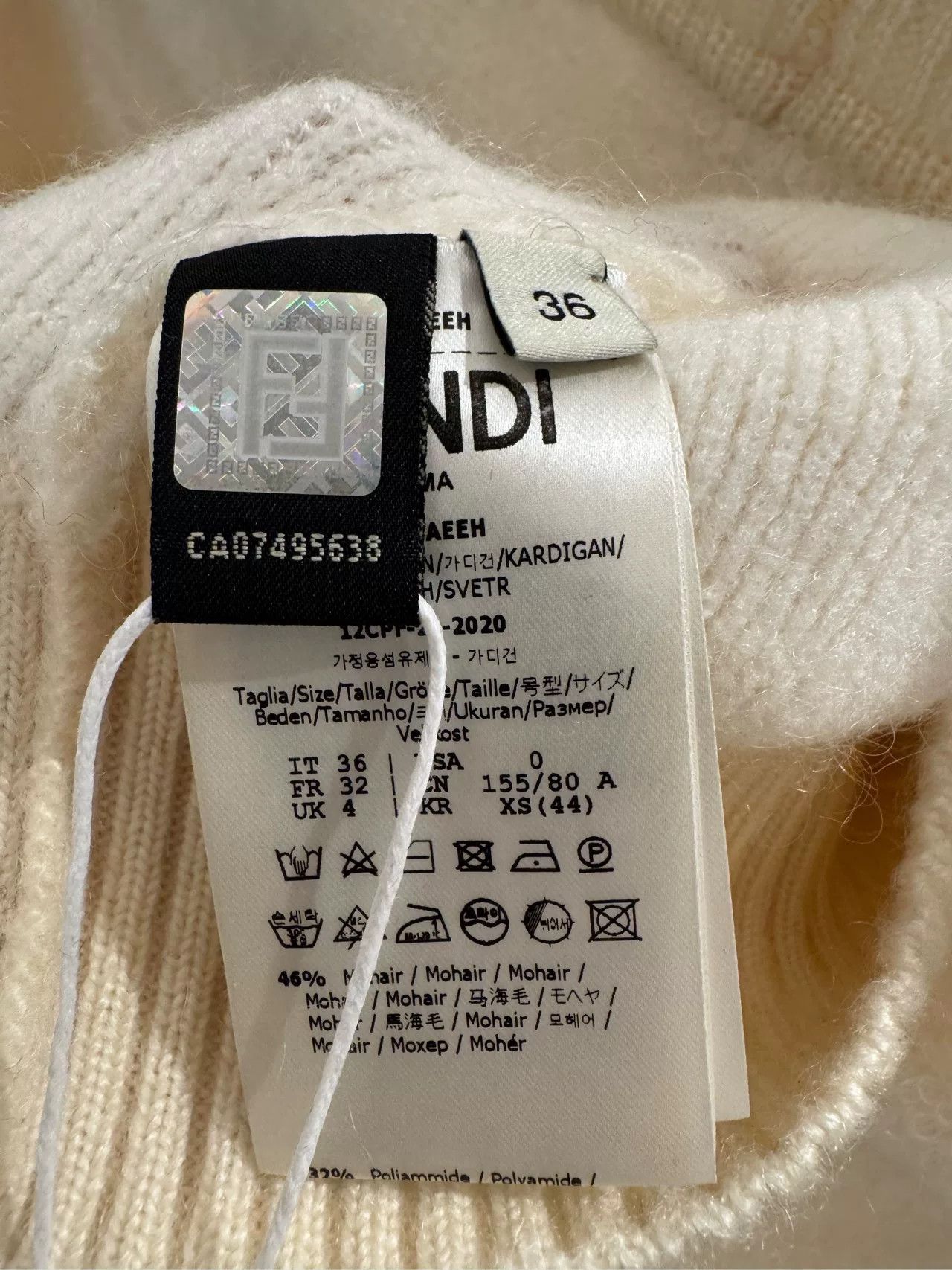 Fendi Fendi White Mohair Cardigan Size 36 Size US XS / EU 42 / 0 - 5 Thumbnail