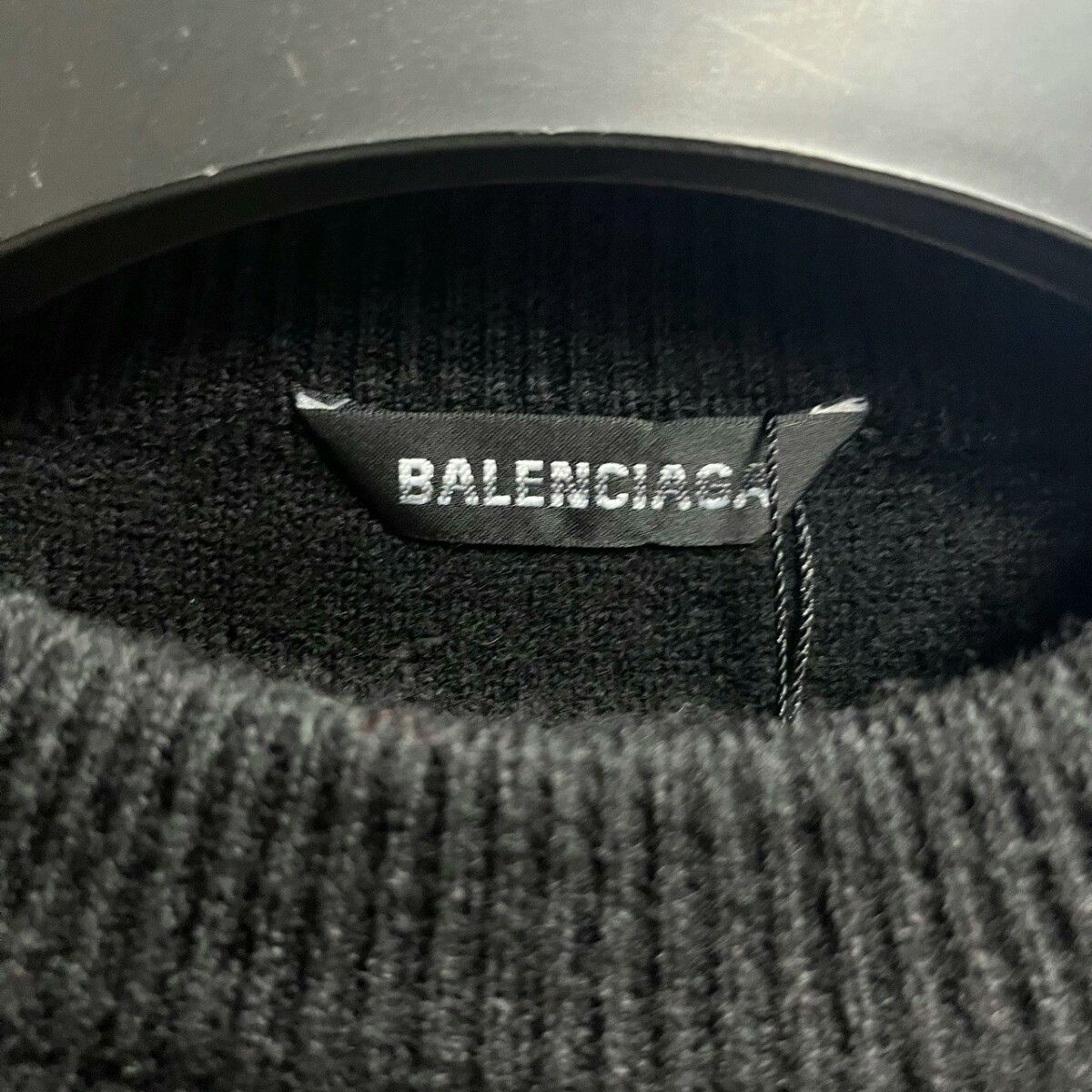 Balenciaga Balenciaga Logo Embroidered Loose Sweater Size US S / EU 44-46 / 1 - 4 Thumbnail