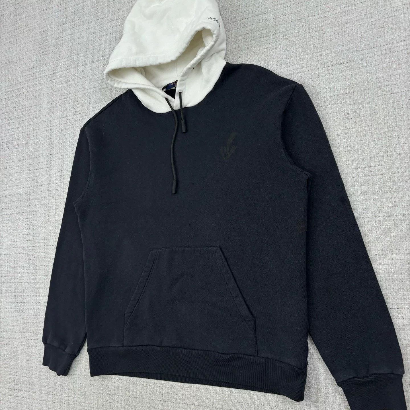Louis Vuitton Louis Vuitton Colorblock Logo Hoodie Size US XL / EU 56 / 4 - 2 Thumbnail