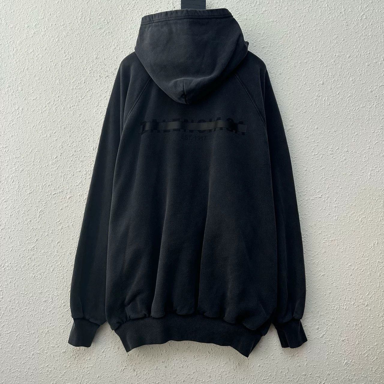 Balenciaga Balenciaga Washed Gray Logo Hoodie Size US M / EU 48-50 / 2 - 2 Thumbnail