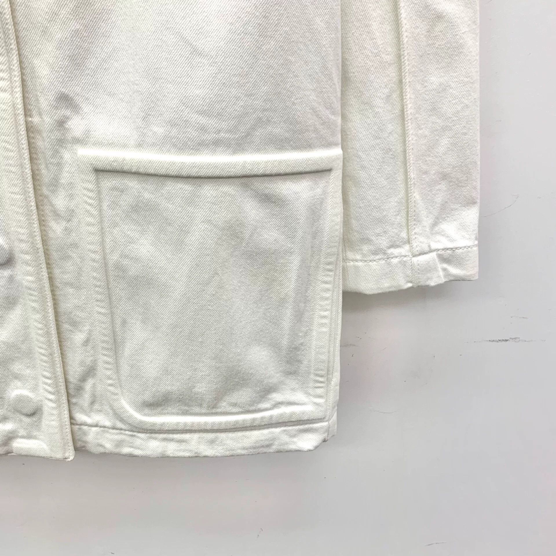 Fendi fendi white pocket embossed cotton jacket Size US XS / EU 42 / 0 - 4 Thumbnail