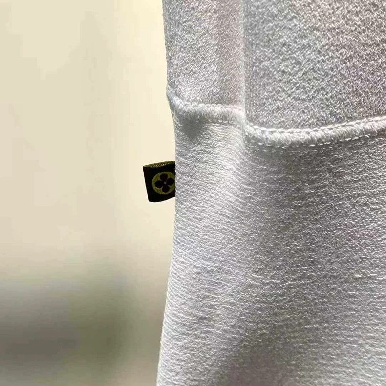 Louis Vuitton Louis Vuitton Solid Short-Sleeve Dress Size US S / EU 44-46 / 1 - 7 Thumbnail