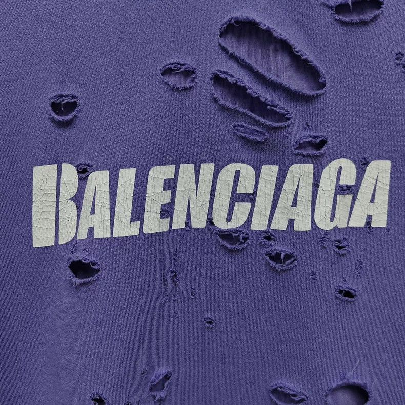 Balenciaga Balenciaga Purple Logo Distressed Hoodie Size US L / EU 52-54 / 3 - 4 Thumbnail