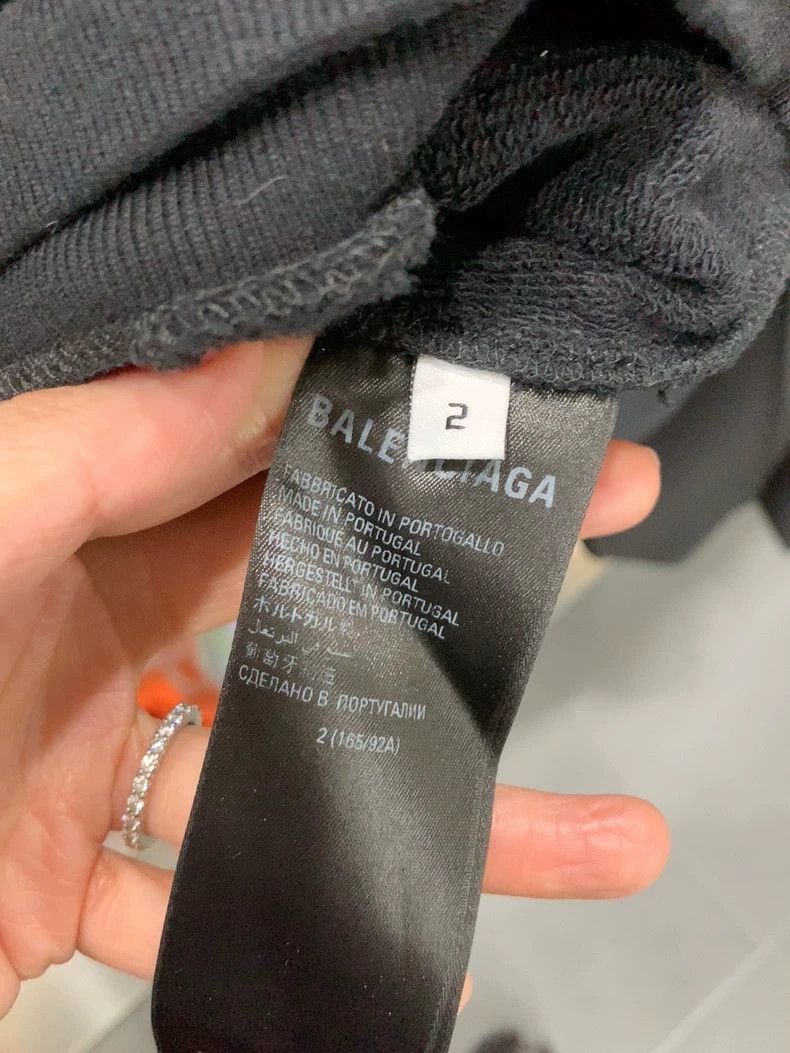 Balenciaga Balenciaga Black Logo Sweatshirt Size 2 Size US S / EU 44-46 / 1 - 3 Thumbnail