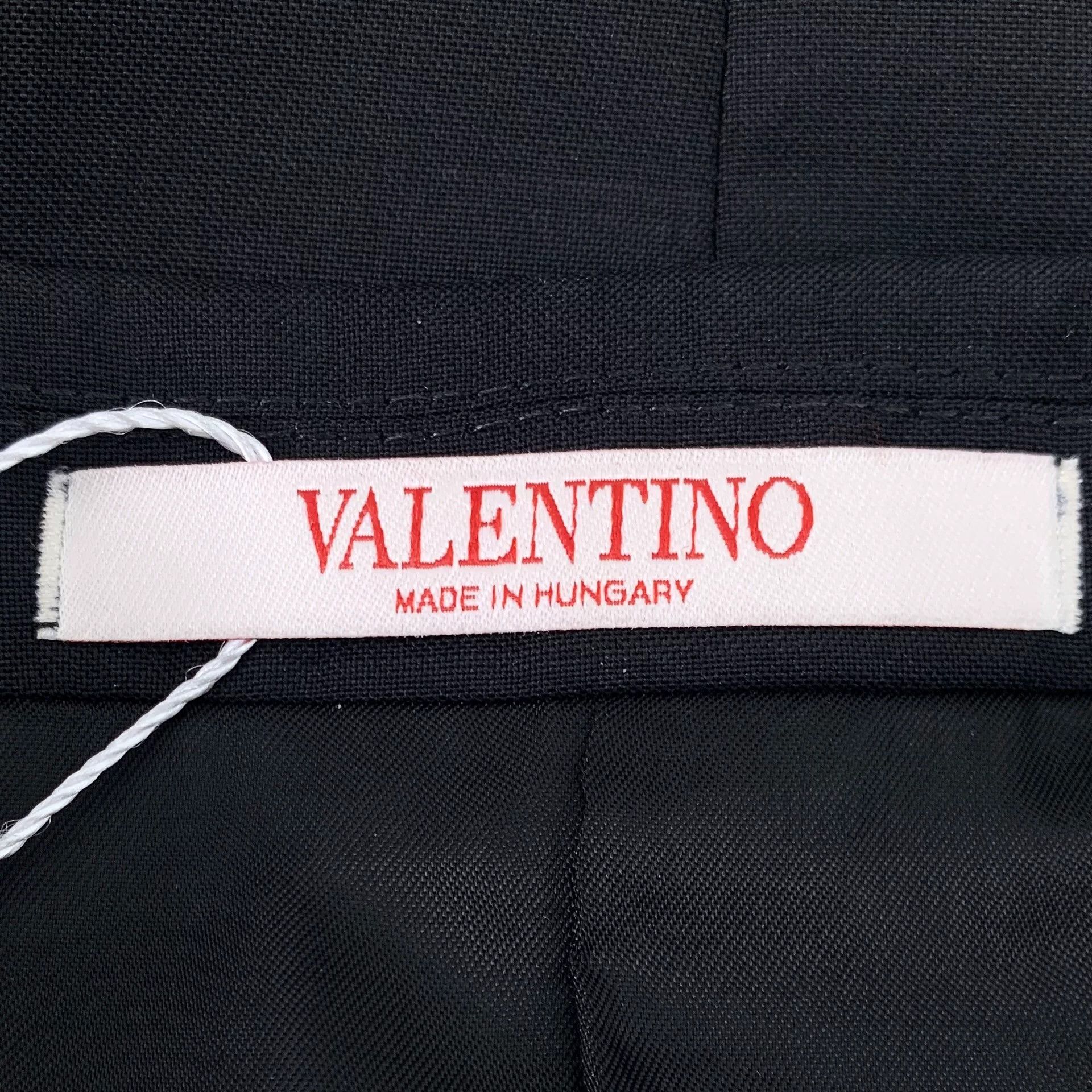Valentino Valentino Black Collared Long-Sleeve Blazer Size US S / EU 44-46 / 1 - 5 Thumbnail