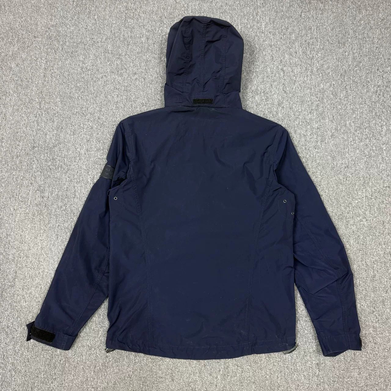 Burberry Burberry Navy Logo Nylon Jacket Size US S / EU 44-46 / 1 - 2 Thumbnail