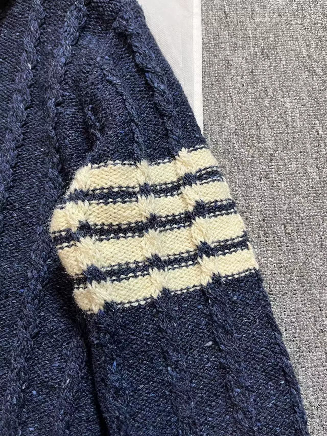 Thom Browne Thom Browne Navy Knit Sweater Men's Size US XS / EU 42 / 0 - 3 Thumbnail