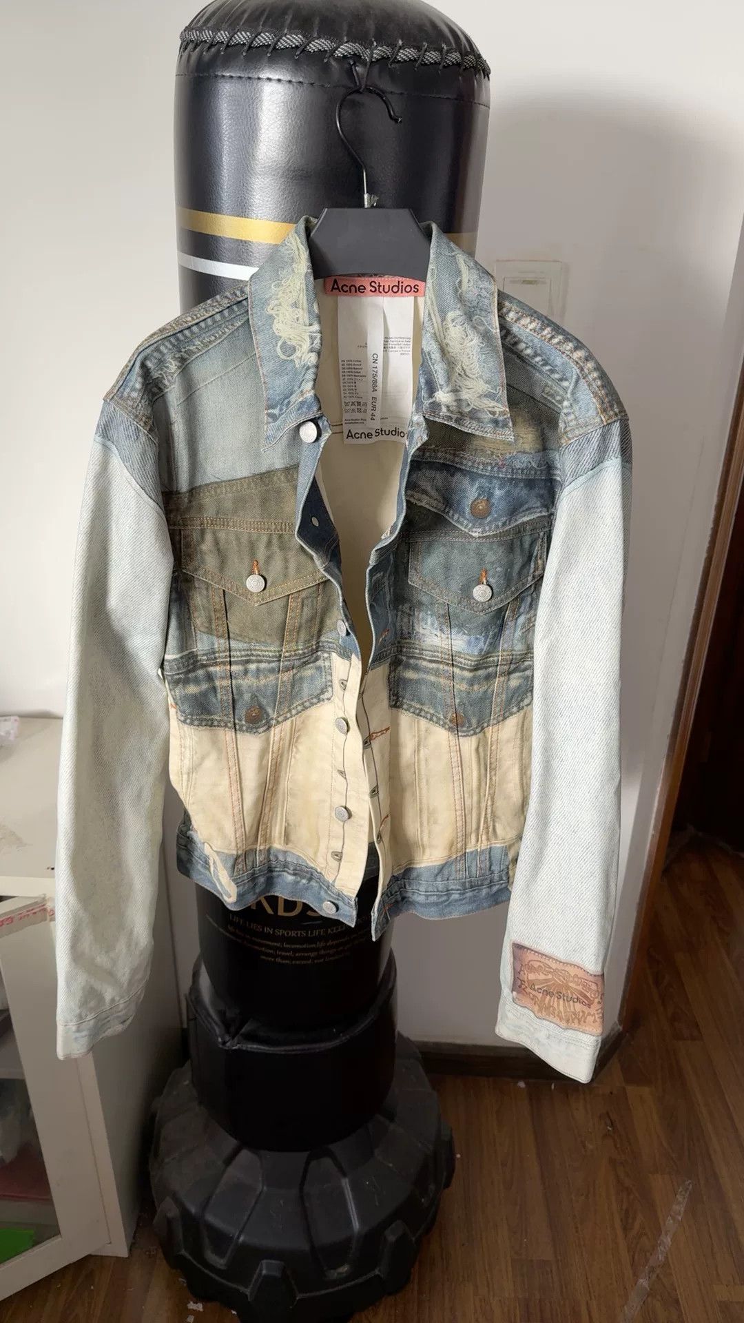 Acne Studios Acne Studios Women's Denim Print Jacket Size US XL / EU 56 / 4 - 2 Thumbnail