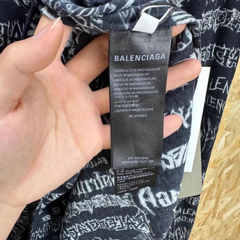Balenciaga Balenciaga Graffiti Print Shirt Size US XS / EU 42 / 0 - 4 Thumbnail