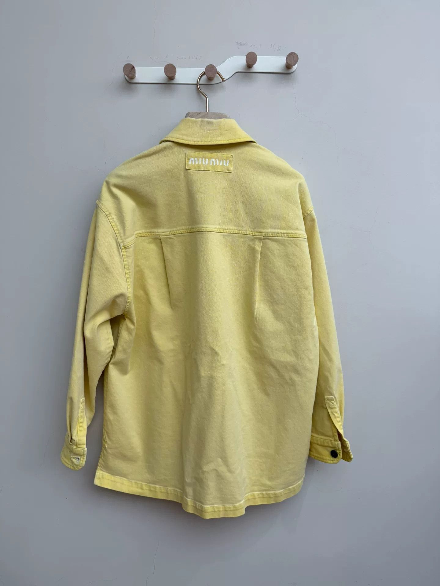 Miu Miu miumiu yellow pocket shirt size 36 Size US S / EU 44-46 / 1 - 2 Thumbnail