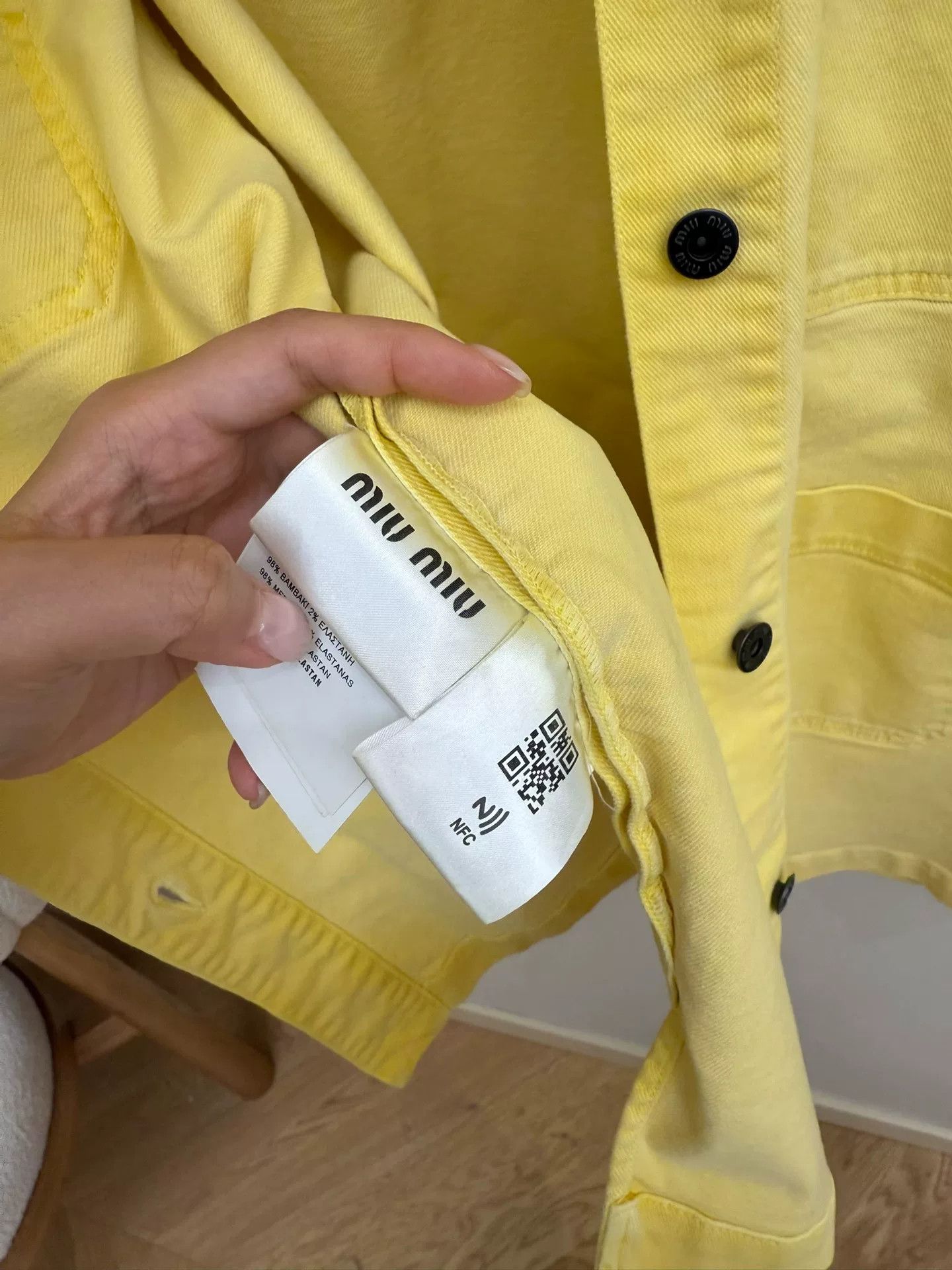 Miu Miu miumiu yellow pocket shirt size 36 Size US S / EU 44-46 / 1 - 7 Thumbnail