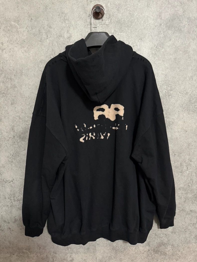 Balenciaga Balenciaga Graffiti Logo Hoodie Black XS Size US XS / EU 42 / 0 - 5 Thumbnail